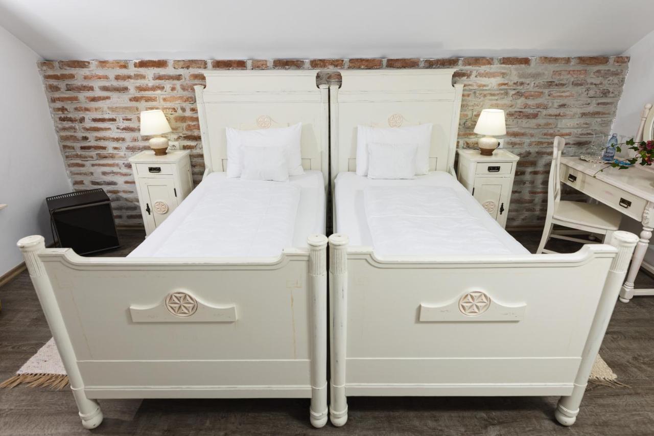 Casa Tirol Blaj Hotel Ngoại thất bức ảnh