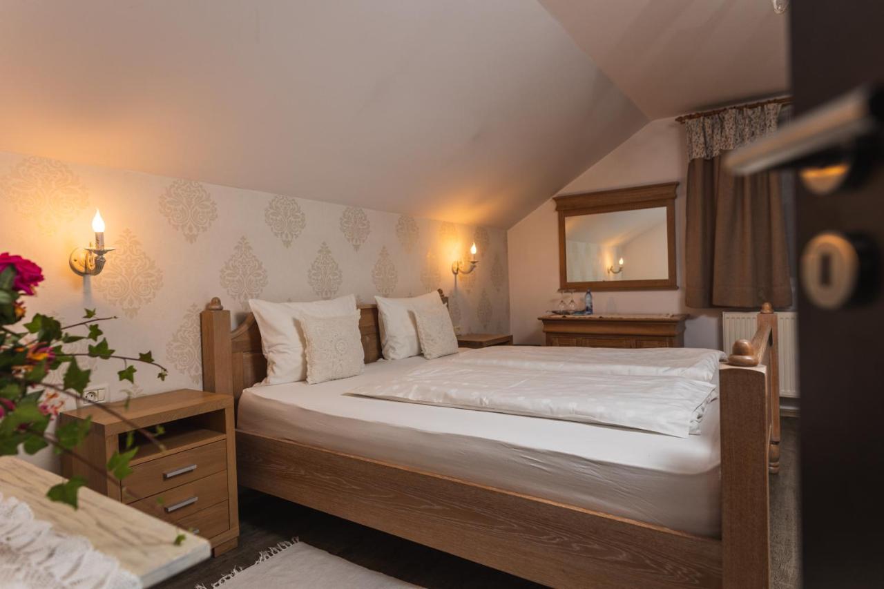 Casa Tirol Blaj Hotel Ngoại thất bức ảnh